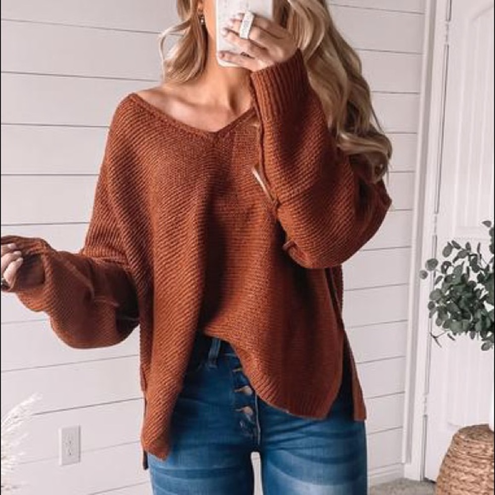 Women’s v neck pullover sweater